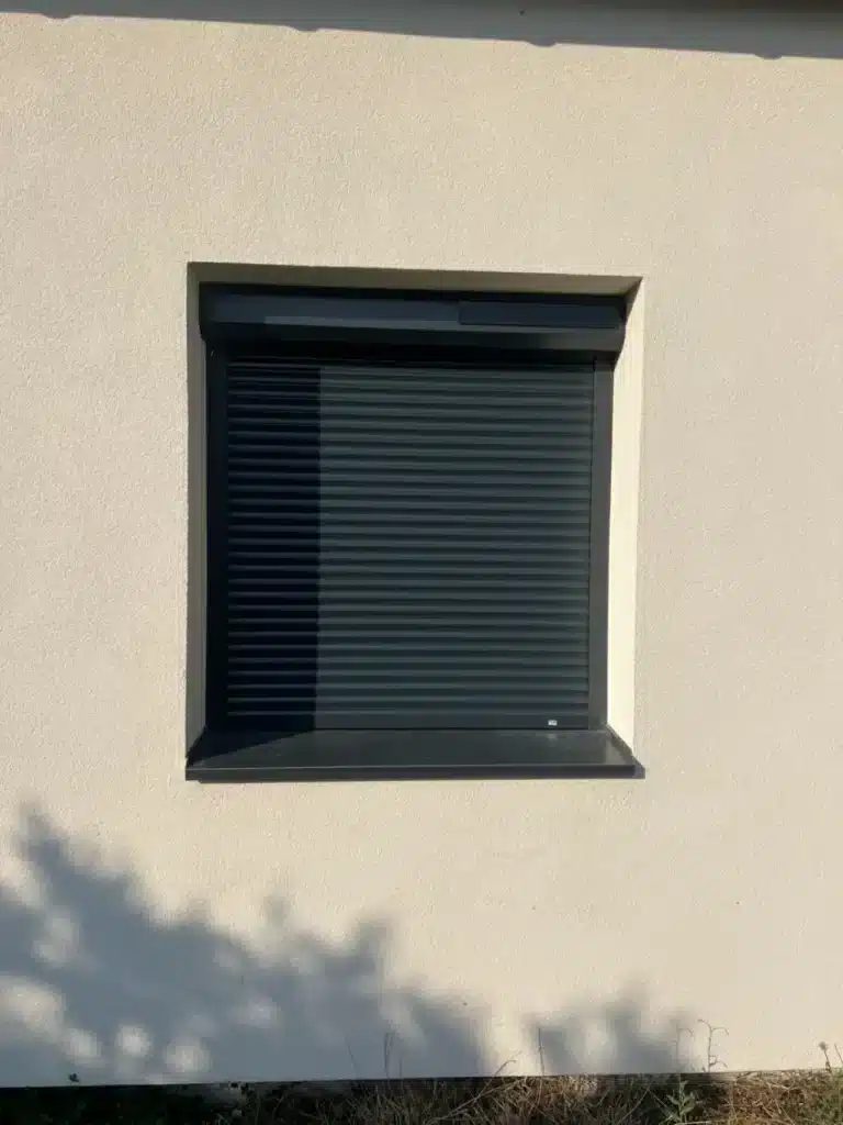 Rénovation fenêtres PVC et volets solaires Caluire-et-Cuire - isolation thermique Lyon