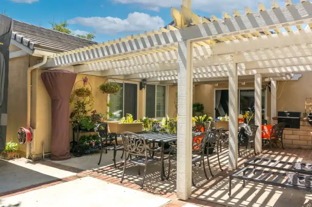 Pergolas à Tramoyes